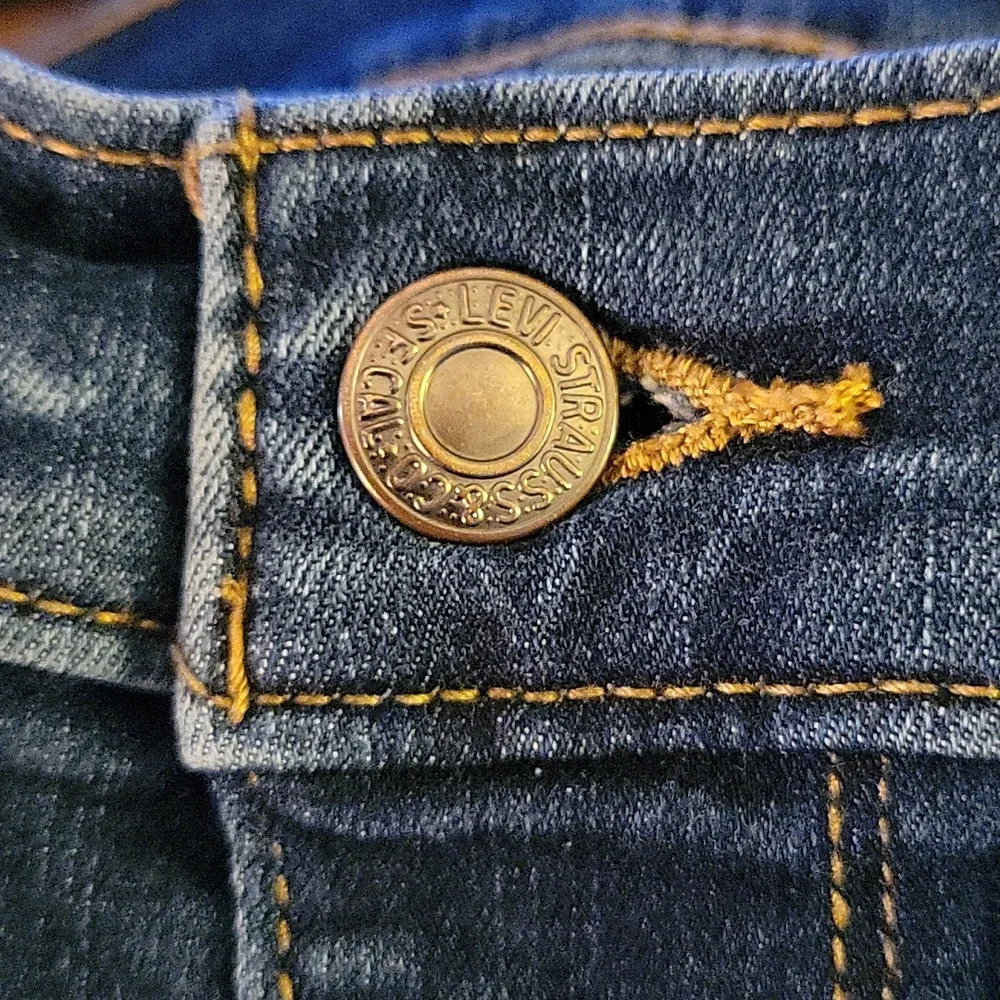 Levi's 720 high rise super skinny blue jeans classic 5 pocket size 30 excellent…